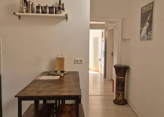 Ruhiges Mit 2 Zimmern, Messe, Hauptbahnhof Апартаменты *