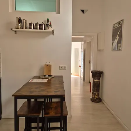 Ruhiges Mit 2 Zimmern, Messe, Hauptbahnhof Apartment *